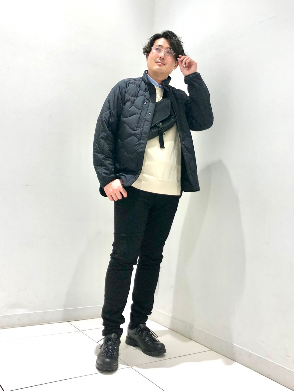 ☆新品タグ付☆ユニクロ長袖オーバーシャツジャケット（UNIQLOU）black