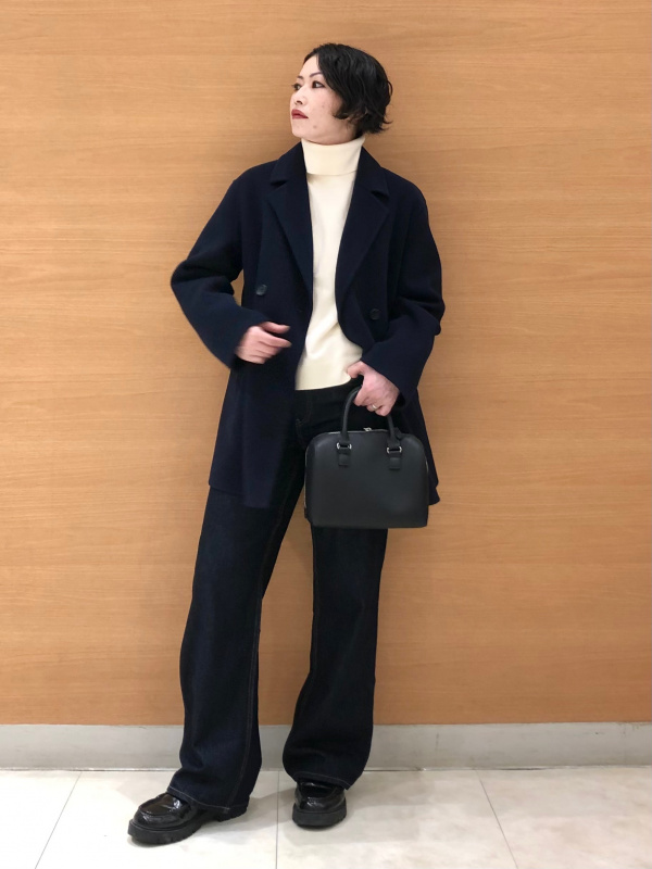 レザータッチ2WAYボストンバッグ（レディース）の着用コーディネート