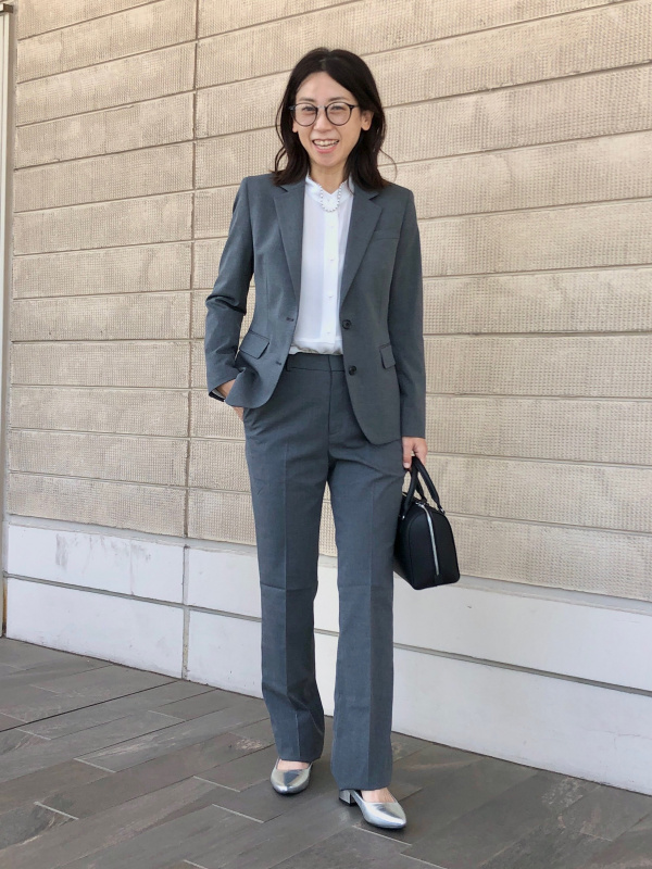 ストレッチテーラードジャケット/2つボタン（レディース）の着用