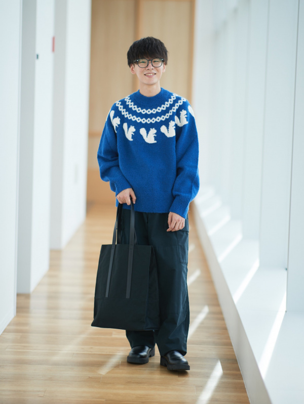 八田エミリ | 無印カフェに来ました。そして最近UNIQLOで買った