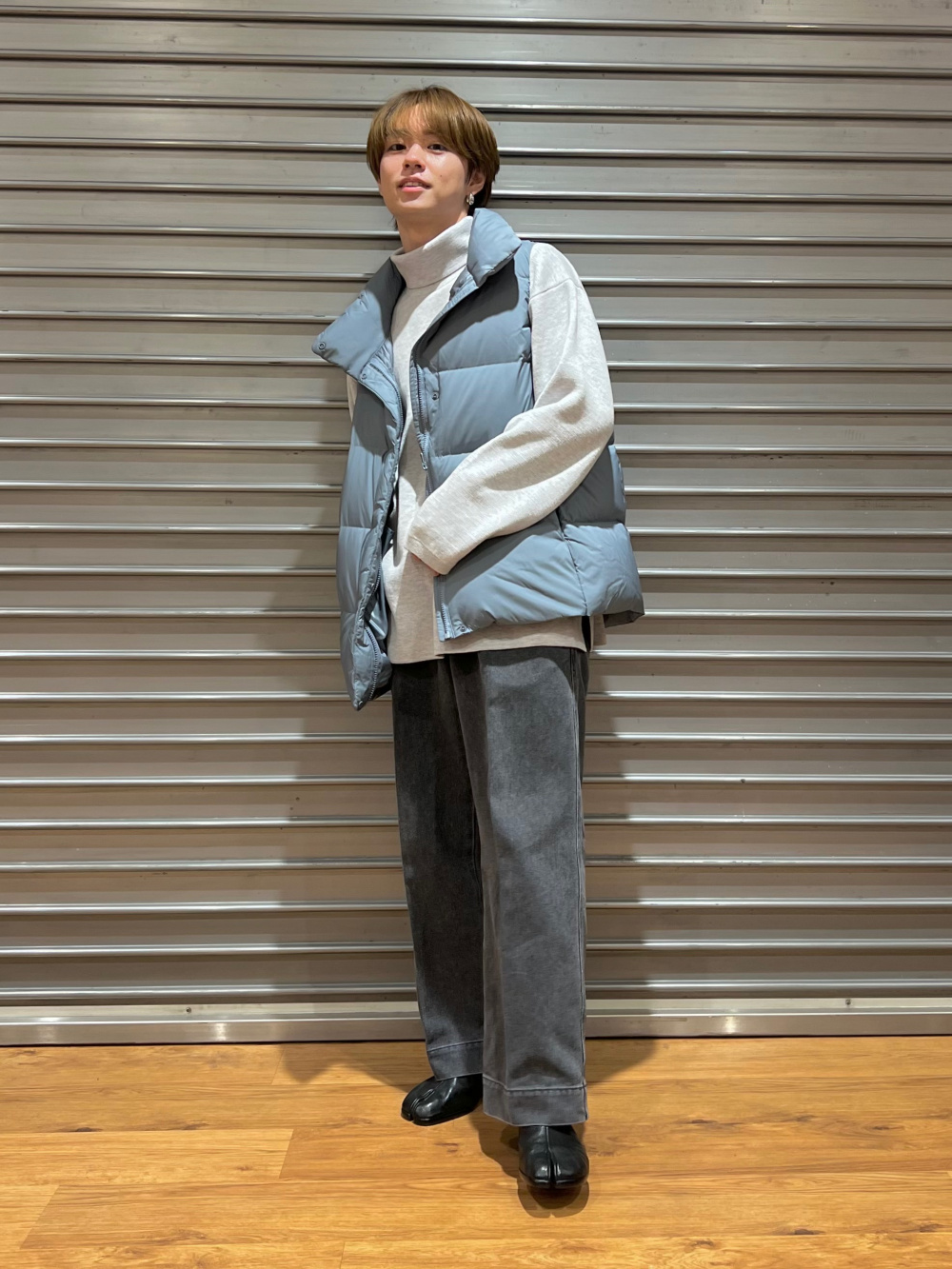 パウダーソフトダウンベスト（NANODESIGN）」の着用コーディネート