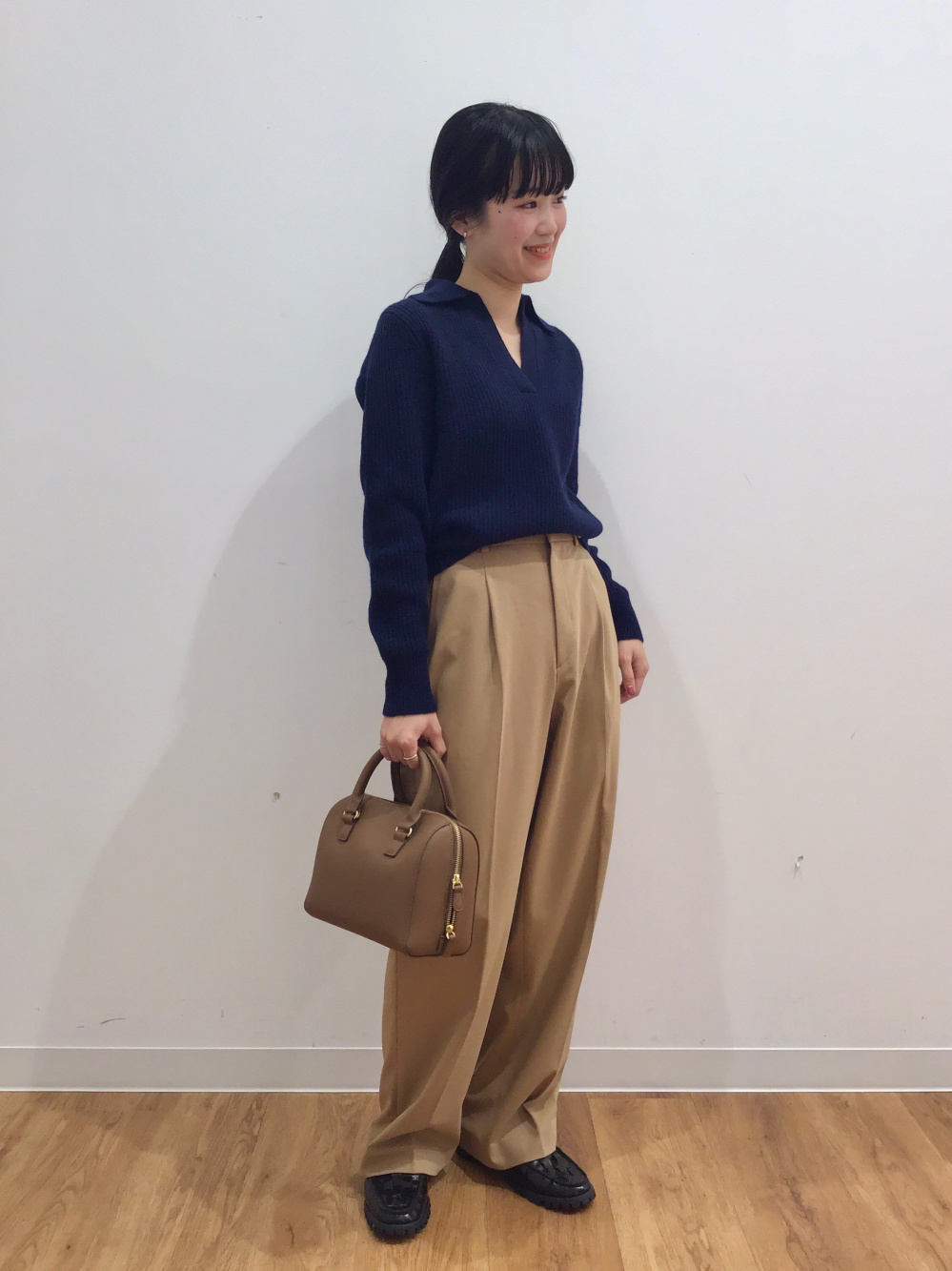 レーヨンブラウス（半袖）、感動パンツ（スリムストレート・丈標準70