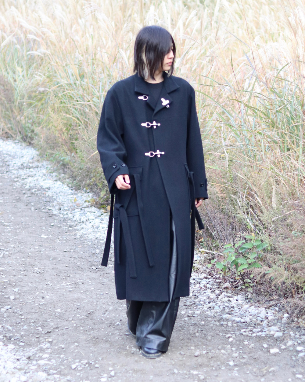 クルーネックT（長袖）、防風パデッドコート」の着用コーディネート