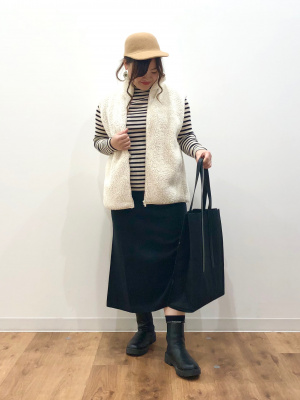 ユニクロ公式 | ライトボアフリースベスト