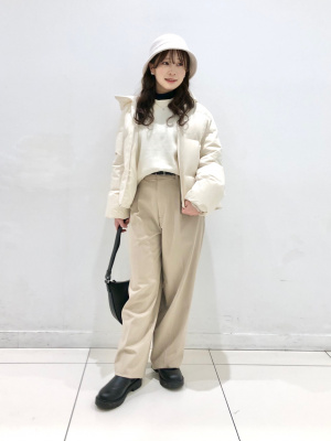 ユニクロ公式 | シームレスダウンパーカ