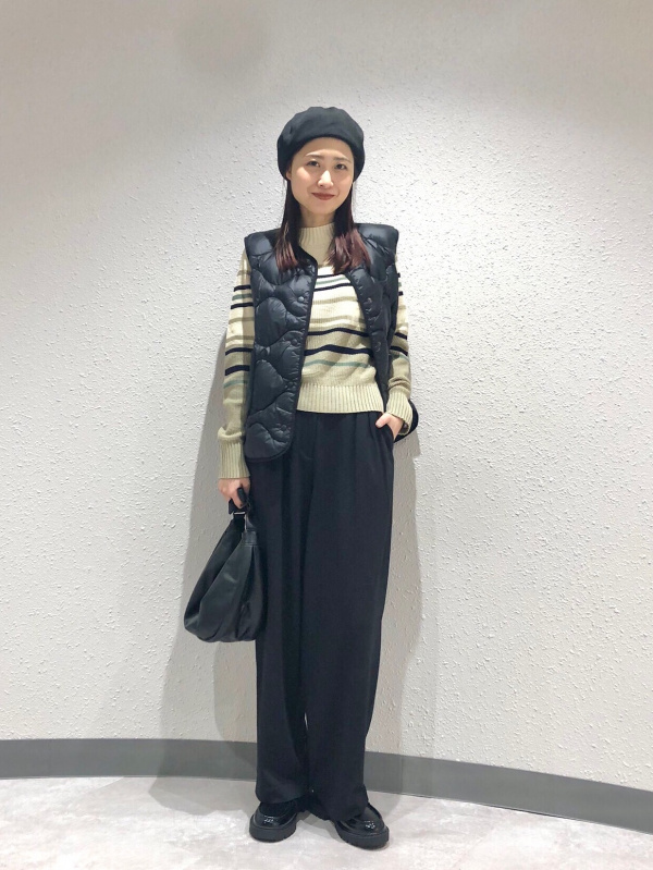 ウルトラライトダウンベスト（コントワーデコトニエ）（レディース）の