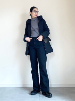 美品ユニクロ／ストレッチシームレスダウンショートコート／M／ブラック／レディース ストレッチシームレスダウンショートコート、ヒートテックレギンス/10