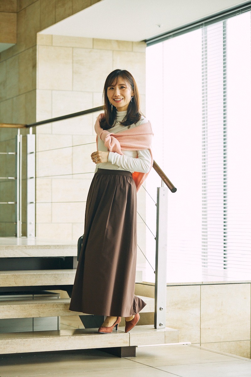 「ボリュームロングスカート（丈短め79～83cm）」の着用コーディネート| ユニクロ公式