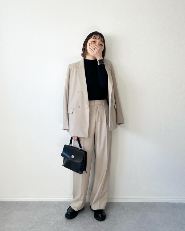 ダブルジャケット、タックワイドパンツ」の着用コーディネート