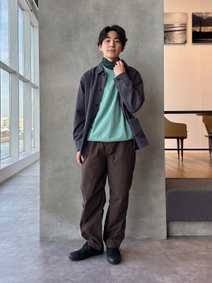 未使用 ユニクロ パラシュートパンツ、グリーンパークスTシャツ ユニクロ パラシュートパンツ - メルカリ