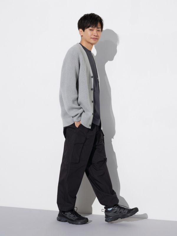 ワイドフィットパラシュートカーゴパンツ（メンズ）の着用