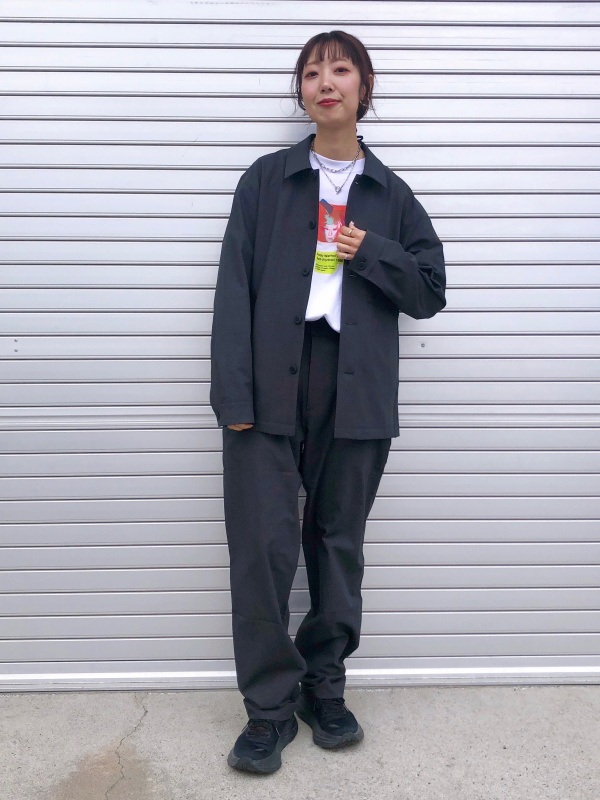美品 23%オフ ユニクロ Lサイズ 3点セット ジャケット+パンツ+シャツ 美品 23%オフ ユニクロ Lサイズ 3点セット ジャケット+パンツ+シャツ