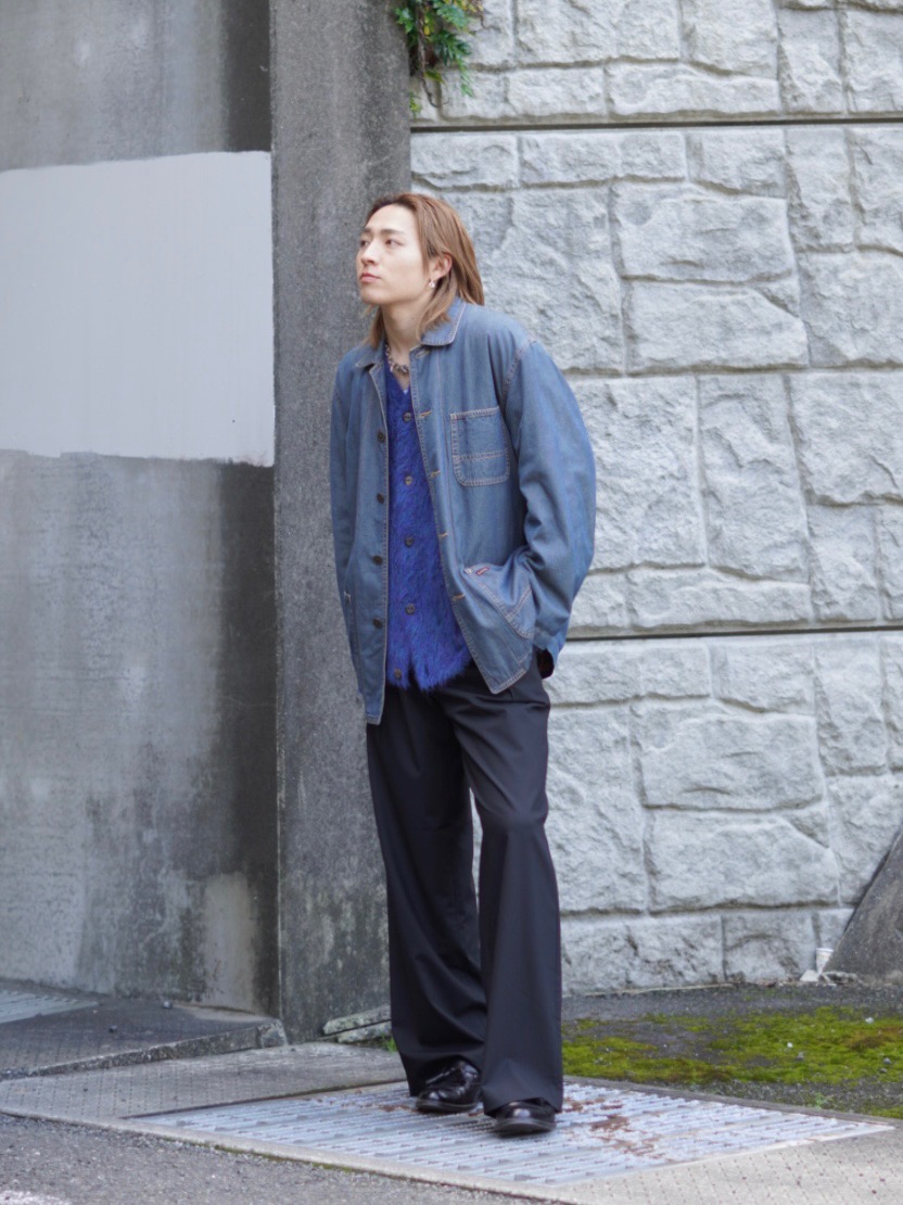 リラックステーラードジャケット、タックワイドストレートパンツ