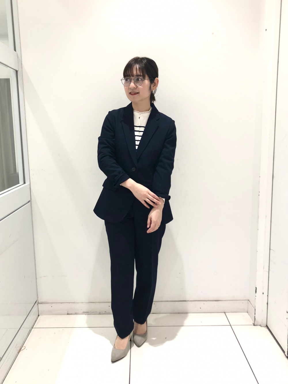 感動ジャケット、レースブラウス」の着用コーディネート| ユニクロ公式