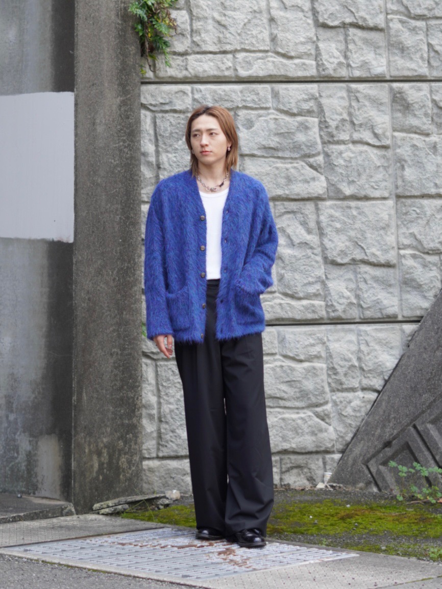 リラックステーラードジャケット、タックワイドストレートパンツ