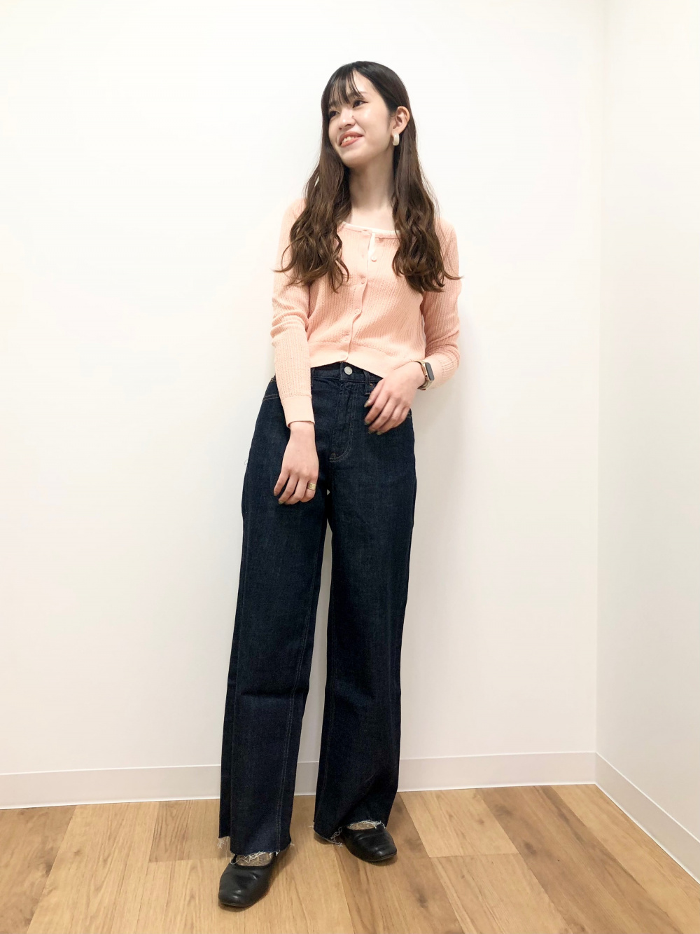 ロゴデザインストレートジーンズ