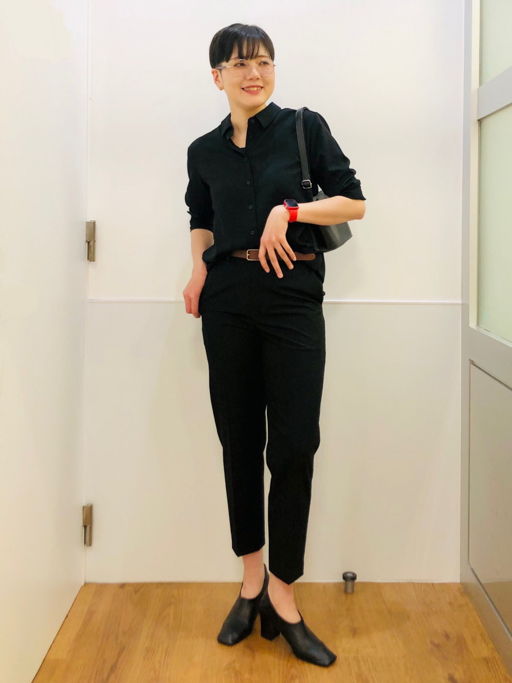 【極美品】ユニクロ 感動ジャケット&感動パンツ&リボン付ブラウスセット ブラック 感動ジャケット（スッキリフィット） セットアップ可能