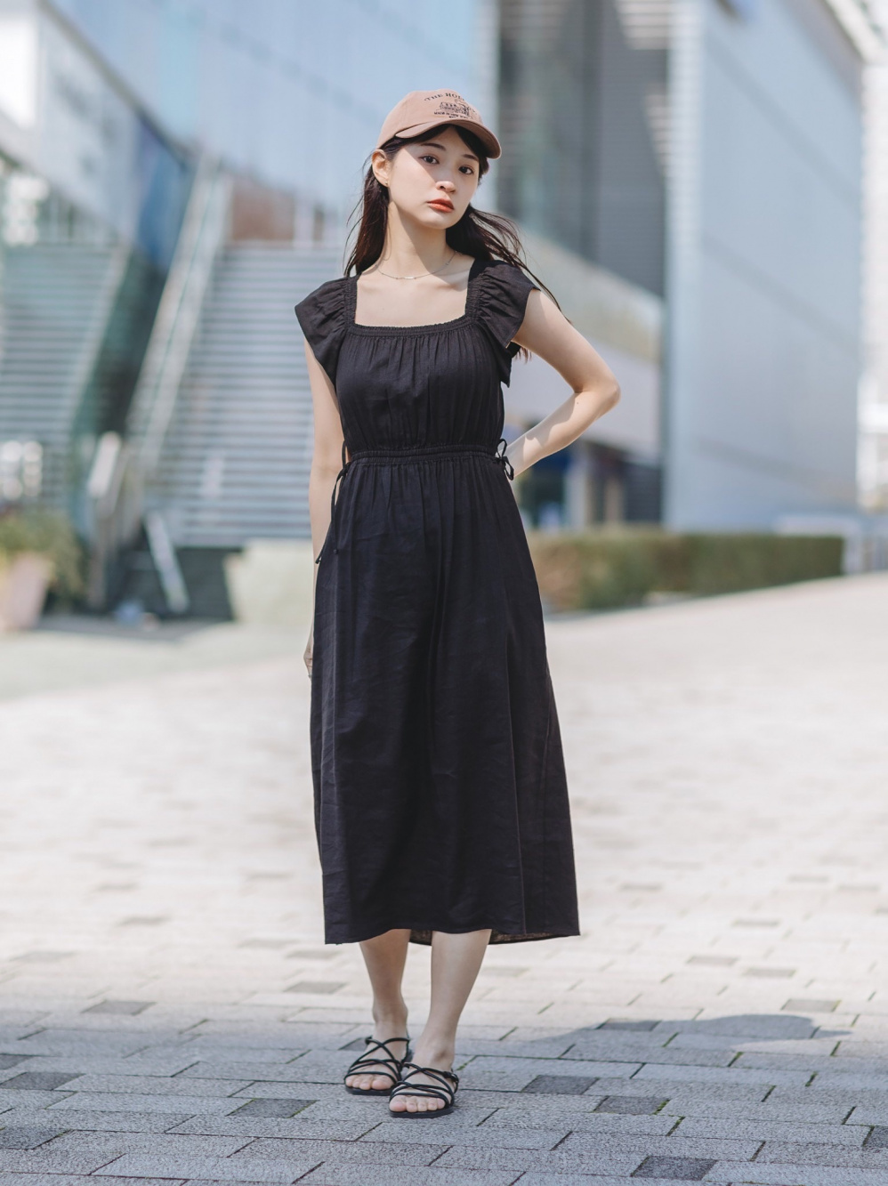 ギャザーバックオープンワンピース」の着用コーディネート| ユニクロ公式 