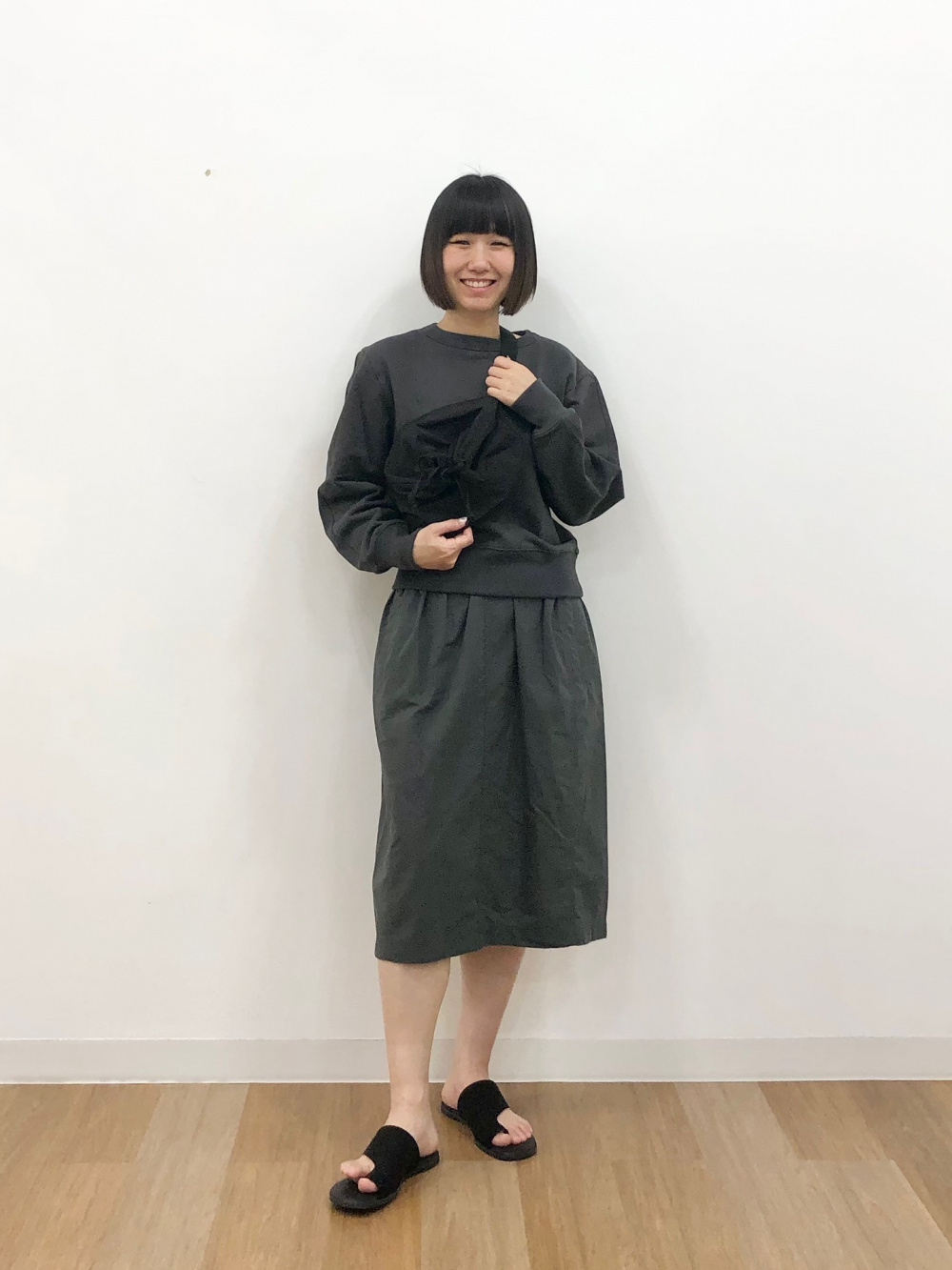 ユーティリティフーデッドジャケット、パラシュートスカート」の