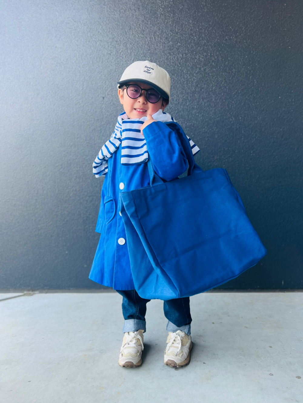 ユニクロ UNIQLO C トートバック ブルー コットン キャンバスバッグ ユニクロC】とにかく大容量で頼りになる〜！鮮やかカラーの