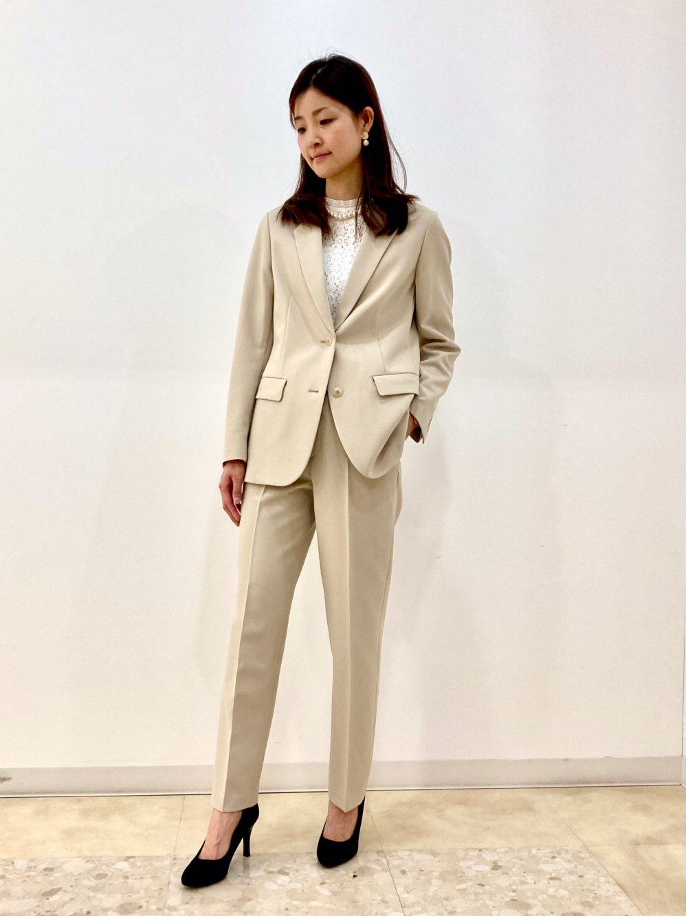 感動ジャケット、レーヨンブラウス」の着用コーディネート| ユニクロ公式