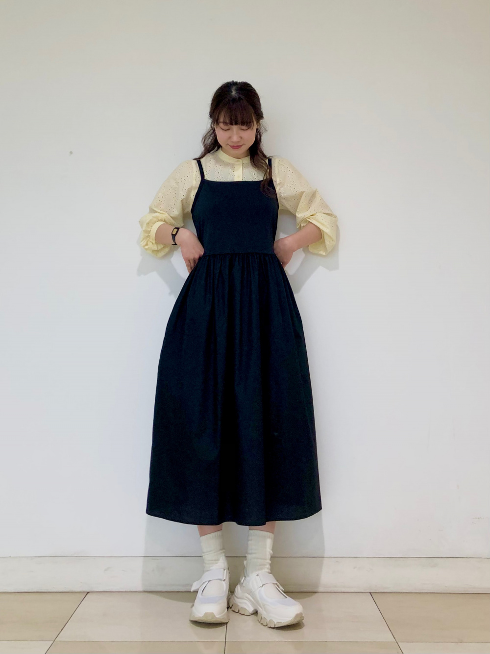 【新品】ユニクロ コットンエンブロイダリーワンピース ブラック M ユニクロ公式 | コットンエンブロイダリーワンピース