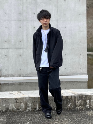 UNIQLO ブラックデニム ストレートパンツ ユニクロ公式 | ストレートジーンズ
