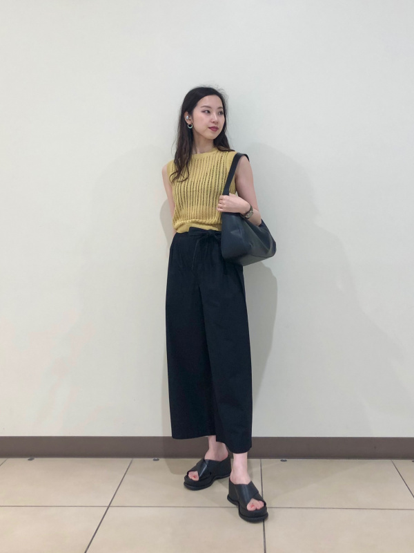 ベルテッドアンクルワイドパンツ（レディース）の着用コーディネート