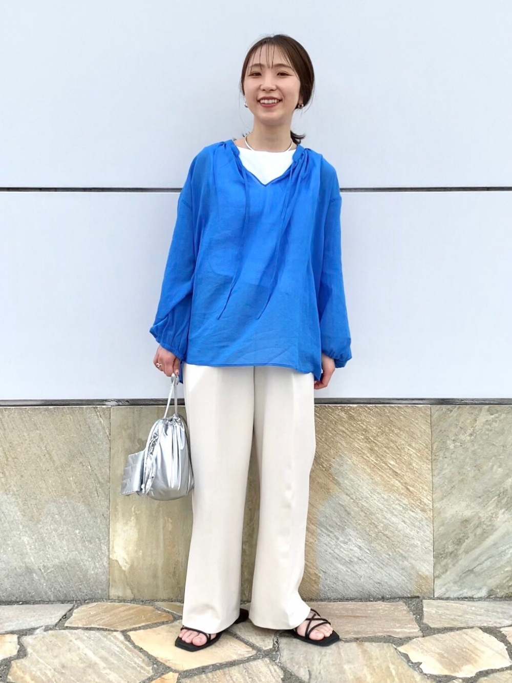 新品 UNIQLO JW ANDERSON コットンシアー ボリュームブラウス