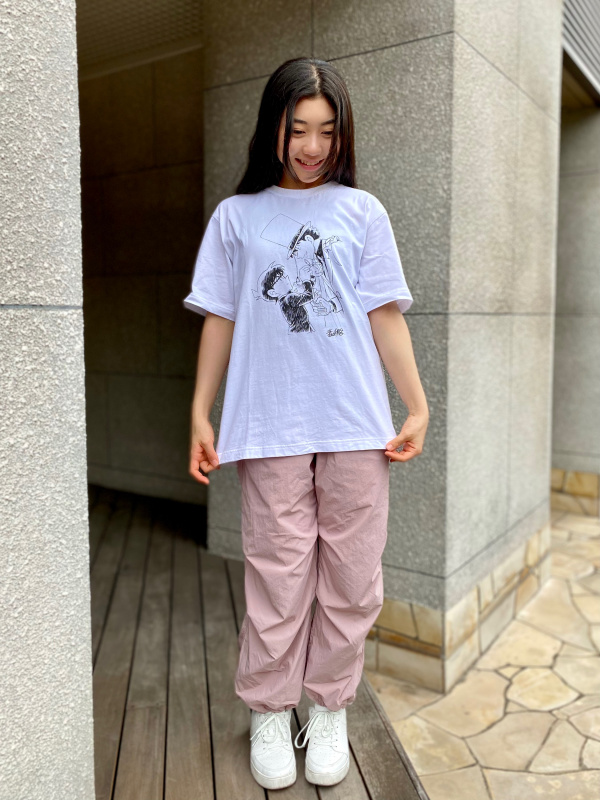 パンツ ut パラシュートパンツ、スニーカーのコーディネート・着用イメージ