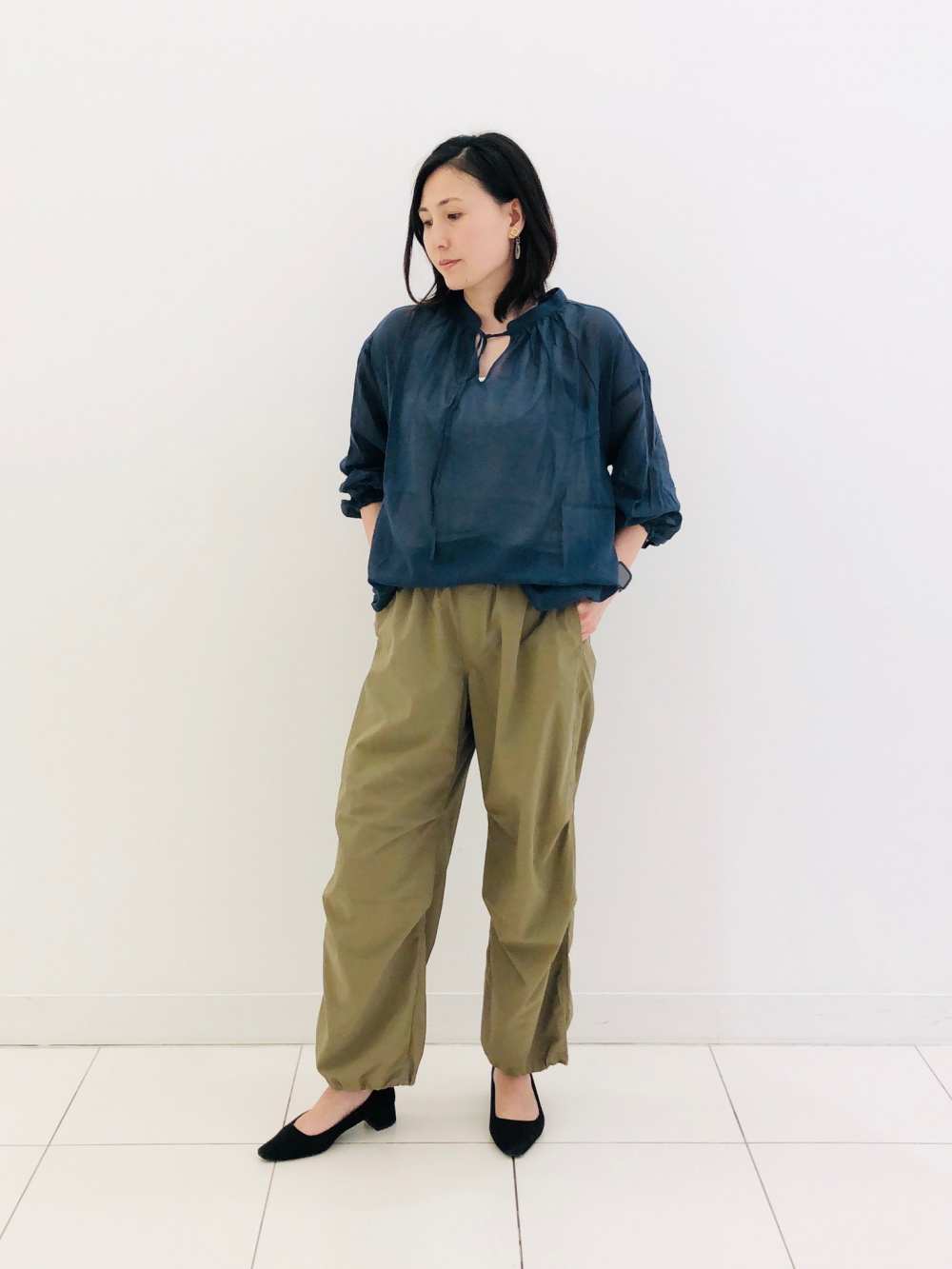 パラシュートパンツ/丈長め」の着用コーディネート| ユニクロ公式