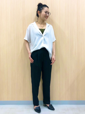 ユニクロ公式 | 感動タックパンツ(レディース)