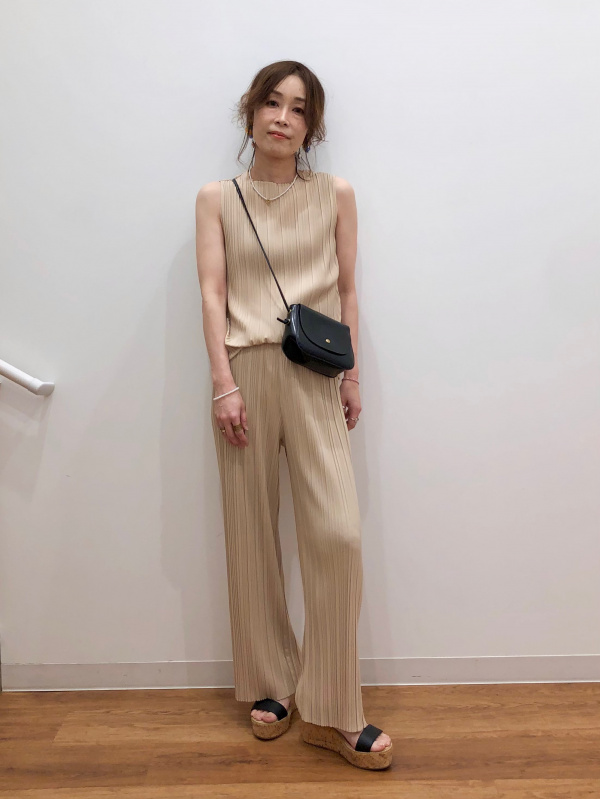 プリーツノースリーブT プリーツノースリーブT｜ユニクロの通販｜&mall（アンドモール）三井