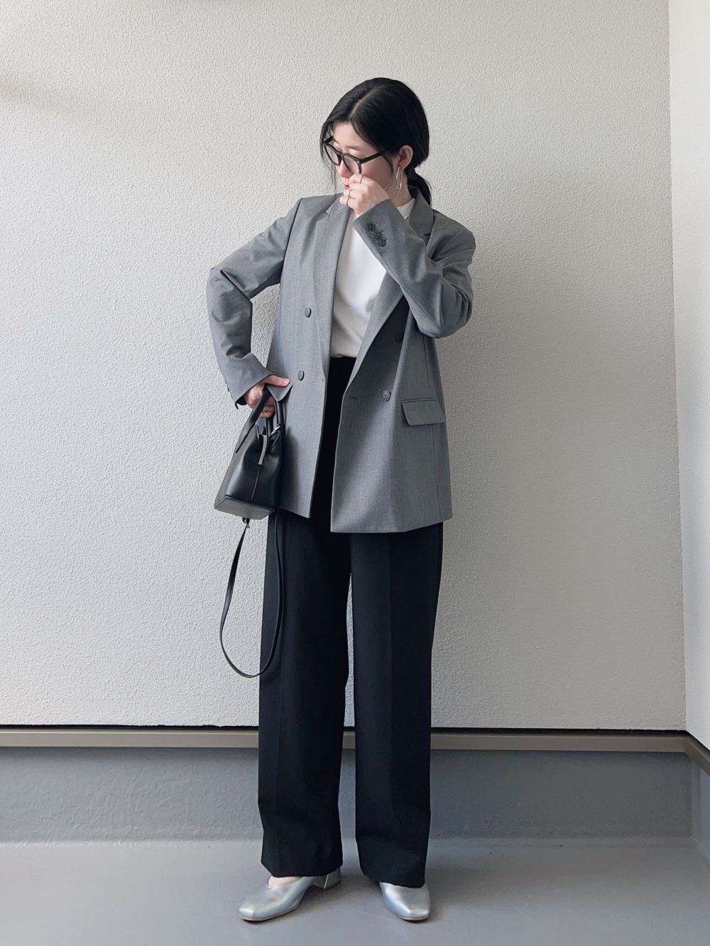 ダブルジャケットとタックワイドパンツ ダブルジャケット、タックワイドパンツ」の着用コーディネート
