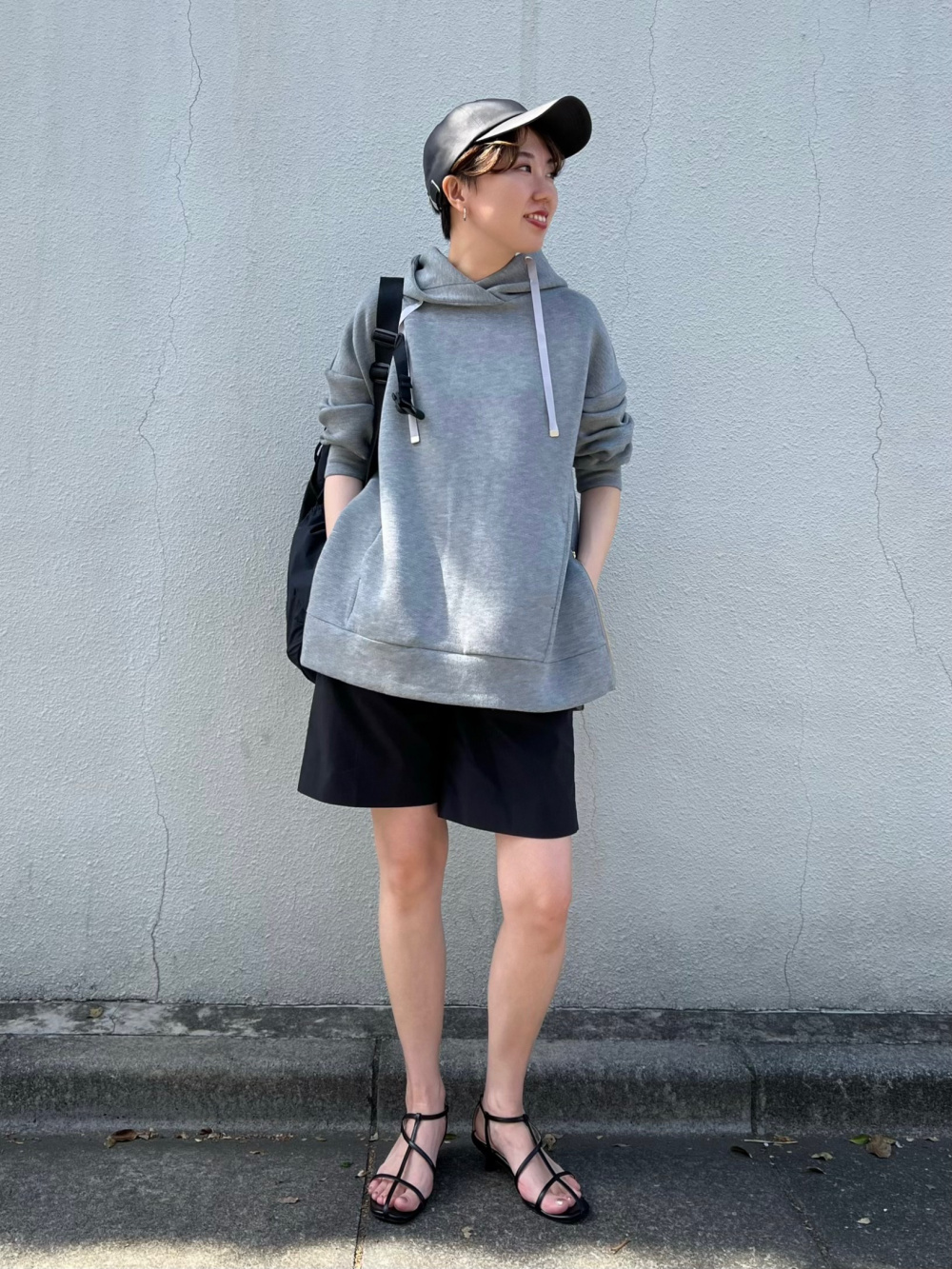 感動ジャケット セットアップ可能、感動タックイージーショートパンツ