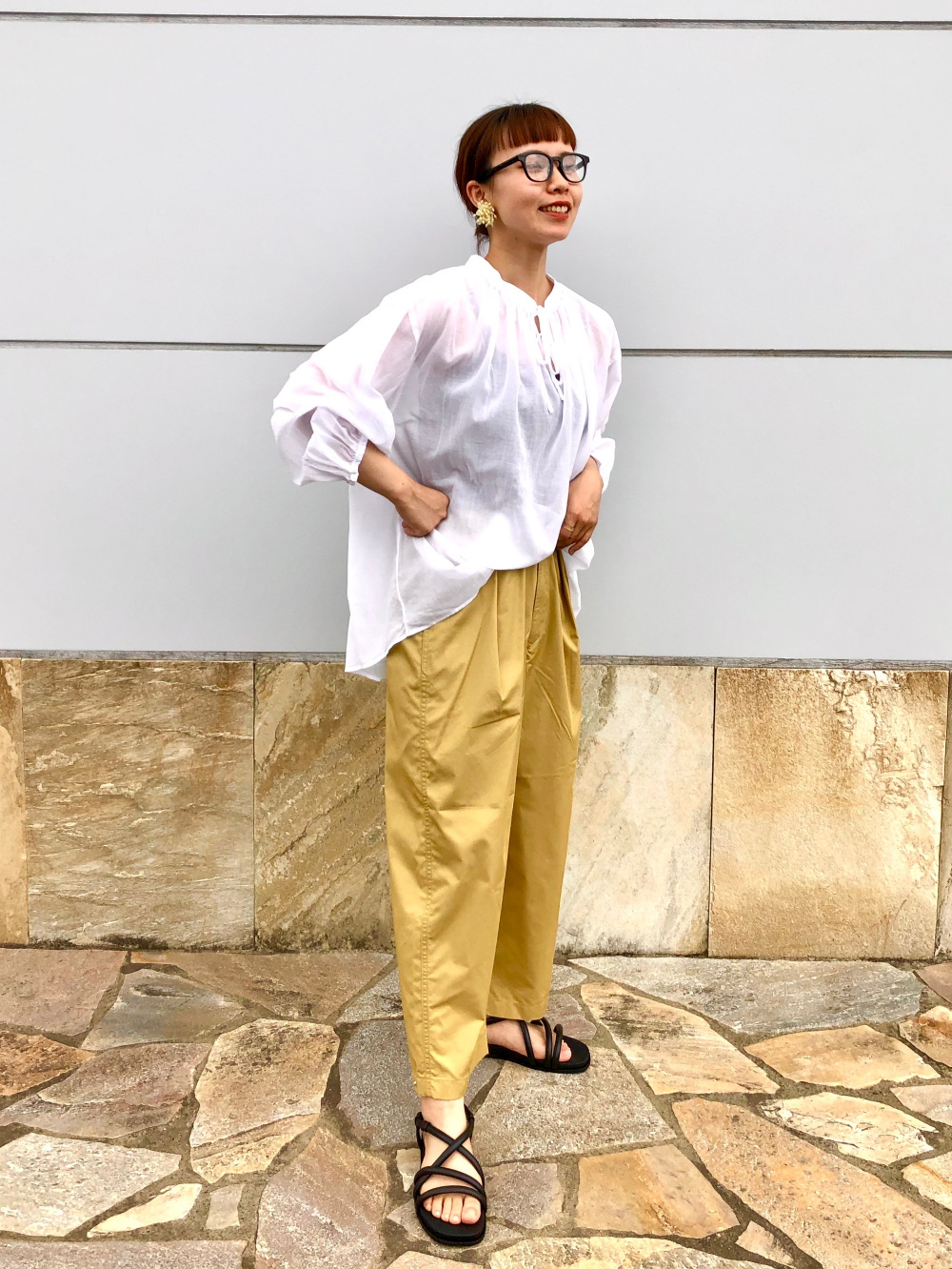パラシュートクロップドパンツ」の着用コーディネート| ユニクロ公式