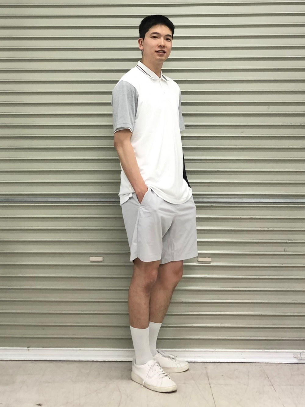 ドライEXポロシャツ、ナイロンジョガーパンツ」の着用コーディネート