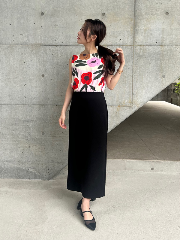 桃太郎です♪UNIQLO ストレッチダブルフェイスナロースカート＋ ストレッチダブルフェイスナロースカート（丈標準80～84cm
