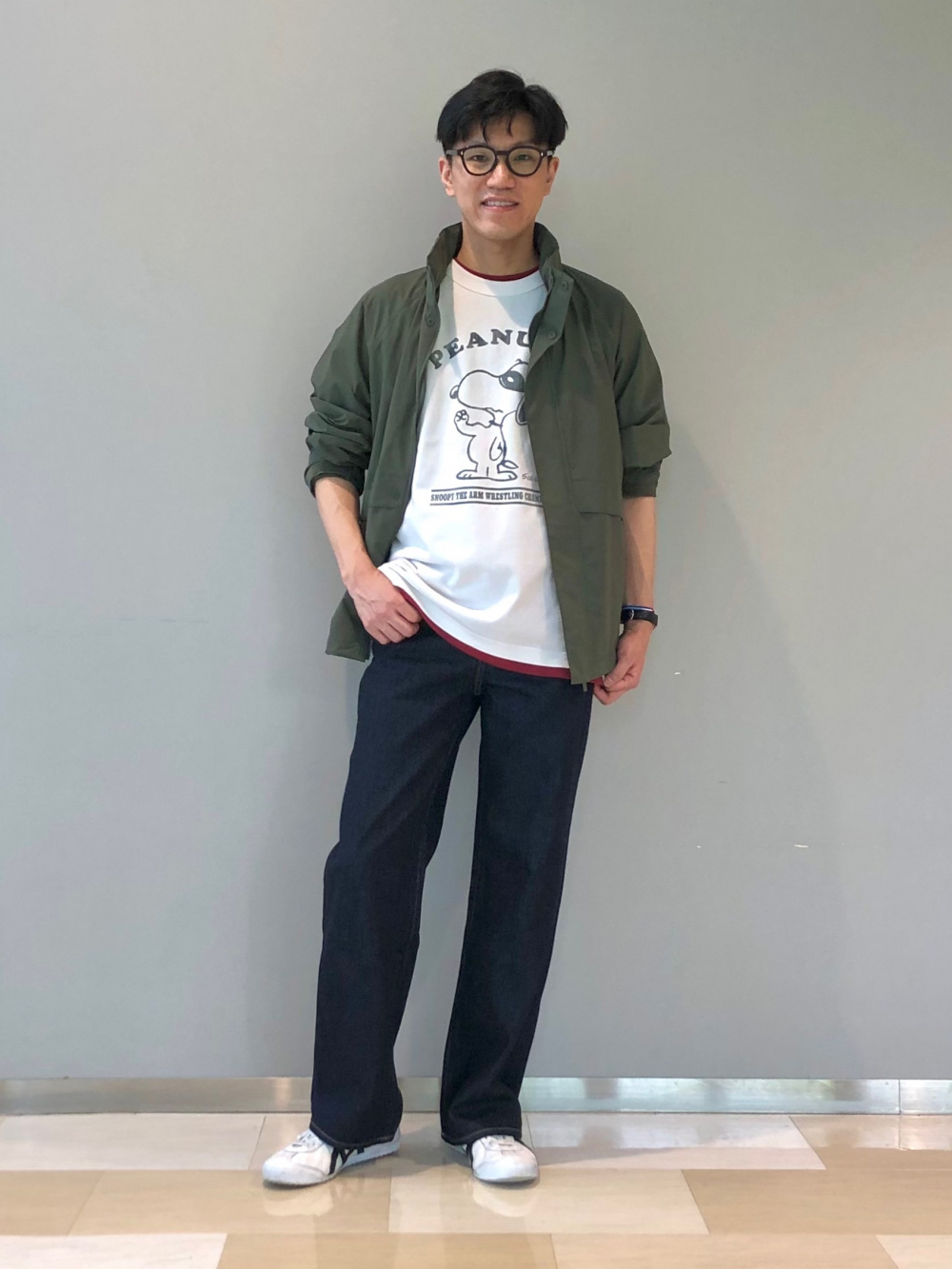 ダークグレー ストレートデニム