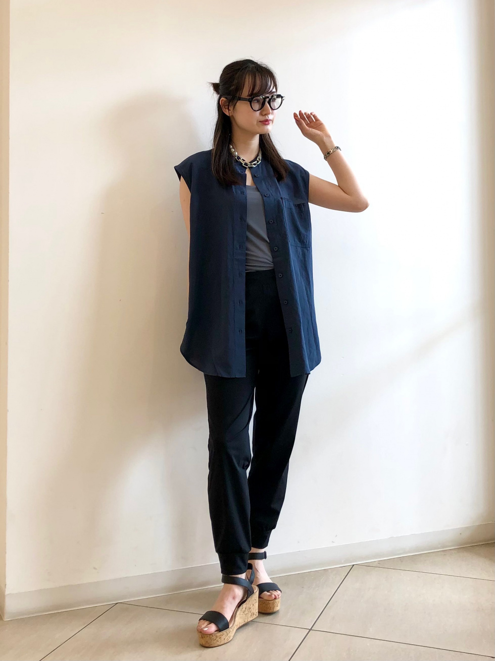 リネンブレンドロングシャツ/ノースリーブ」の着用コーディネート 