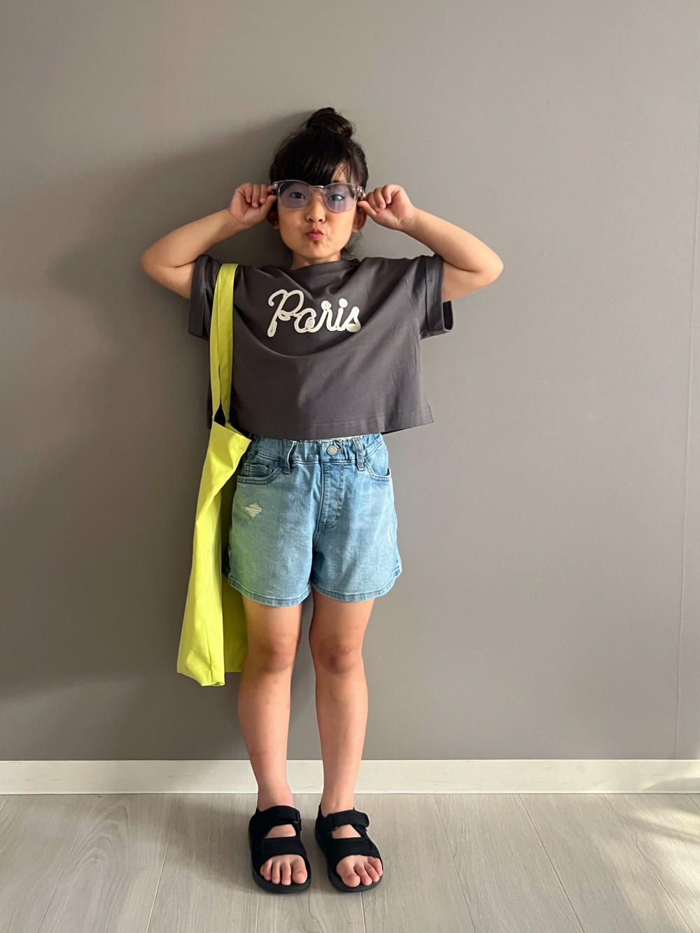 GIRLS デニムショートパンツ」の着用コーディネート| ユニクロ公式