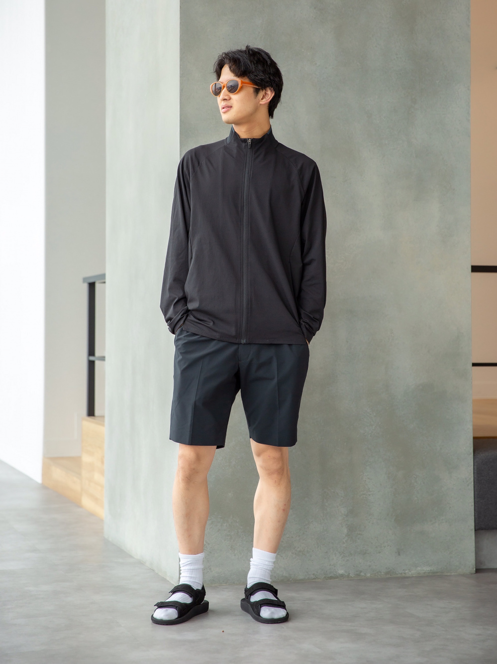 UNIQLO RF WEAR WIMBLEDONモデル(上下セット) Lサイズ UNIQLO RF WEAR WIMBLEDONモデル(上下セット) Lサイズ UNIQLO RF