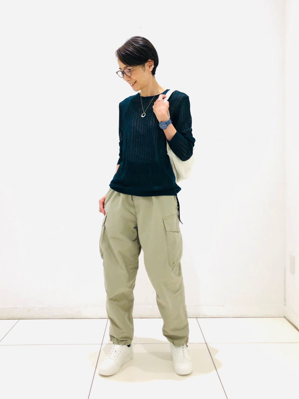 未使用 ユニクロ パラシュートパンツ、グリーンパークスTシャツ ユニクロ パラシュートパンツ - メルカリ
