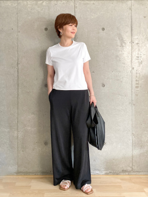 ユニクロ公式 | クレープジャージーストレートパンツ