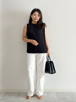 【美品/即日発送可】黒のプリーツノースリーブタンクトップ 楽天市場】me ISSEY MIYAKE（タンクトップ｜トップス