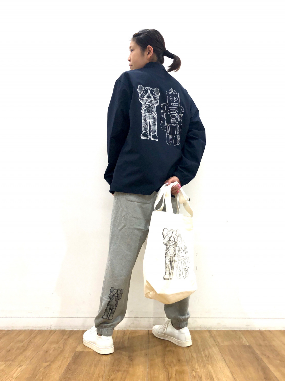 UNIQLO　KAWS コーチジャケット2枚セット uniqlo.ut × @kaws の コーチジャケットがかわいいです😎🎧 ㅤㅤ