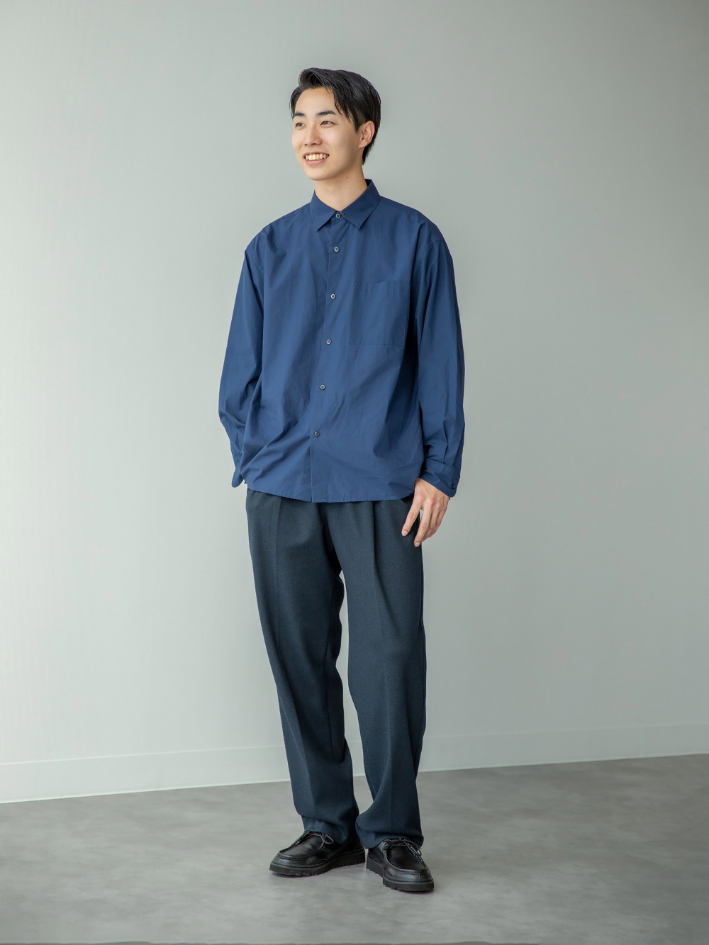 ブロードオーバーサイズシャツ」の着用コーディネート| ユニクロ公式