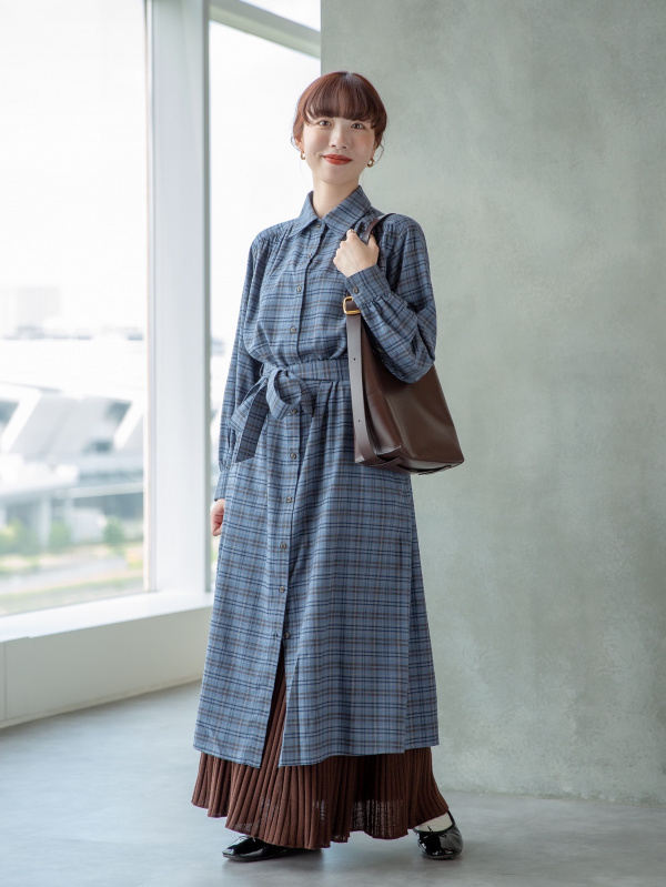 美品本物バーバリーブルーレーベル上質コットンデニムシャツ