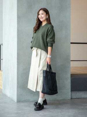 ベルテッドフレアスカート　ユニクロC UNIQLO C/初日ノーマークだったのにめちゃ良かったスカート