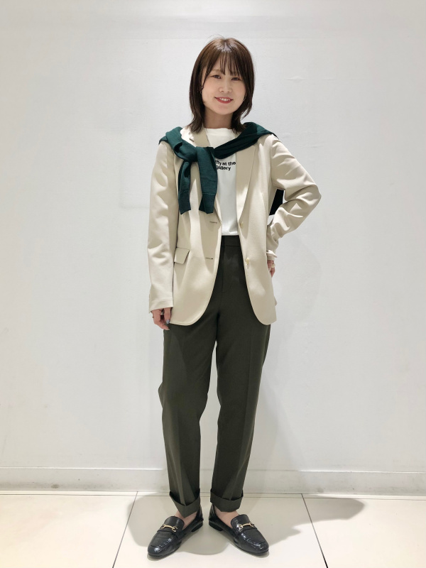UNIQLO ✴︎ ダブルジャケット＆スマートアンクルパンツ/丈長め　セットアップ テーラードジャケット セットアップ可能、スマートアンクルパンツの